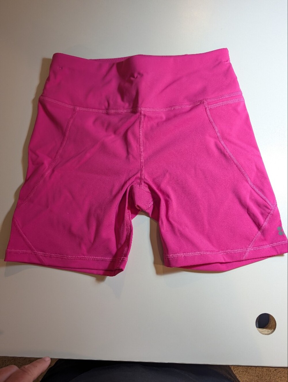 Sweaty Betty Bright Pink Bike Shorts Size 6 NWT